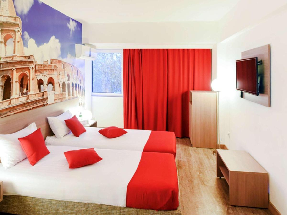 Ibis Styles Skopje Hotel Exterior foto